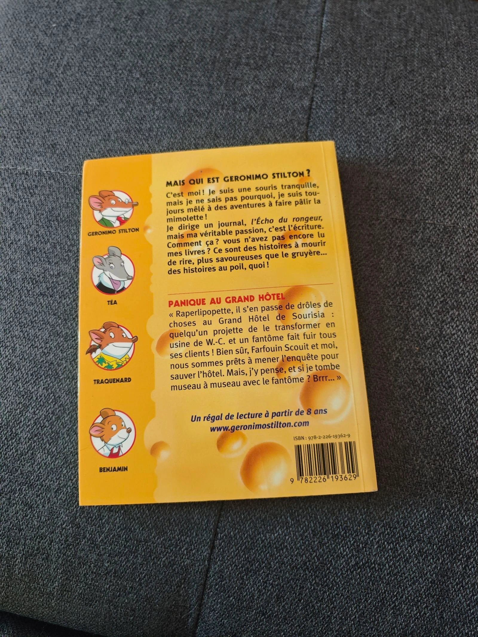 Panic at the Grand Hotel Volume 49 (Geronimo Stilton) – photo 2